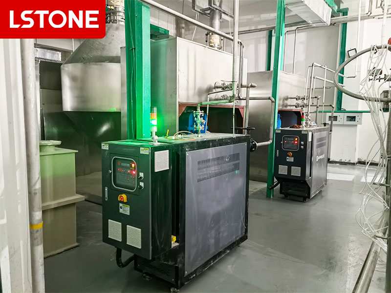 磷酸铁锂双锥干燥机油温机，为锂材生产保驾护航